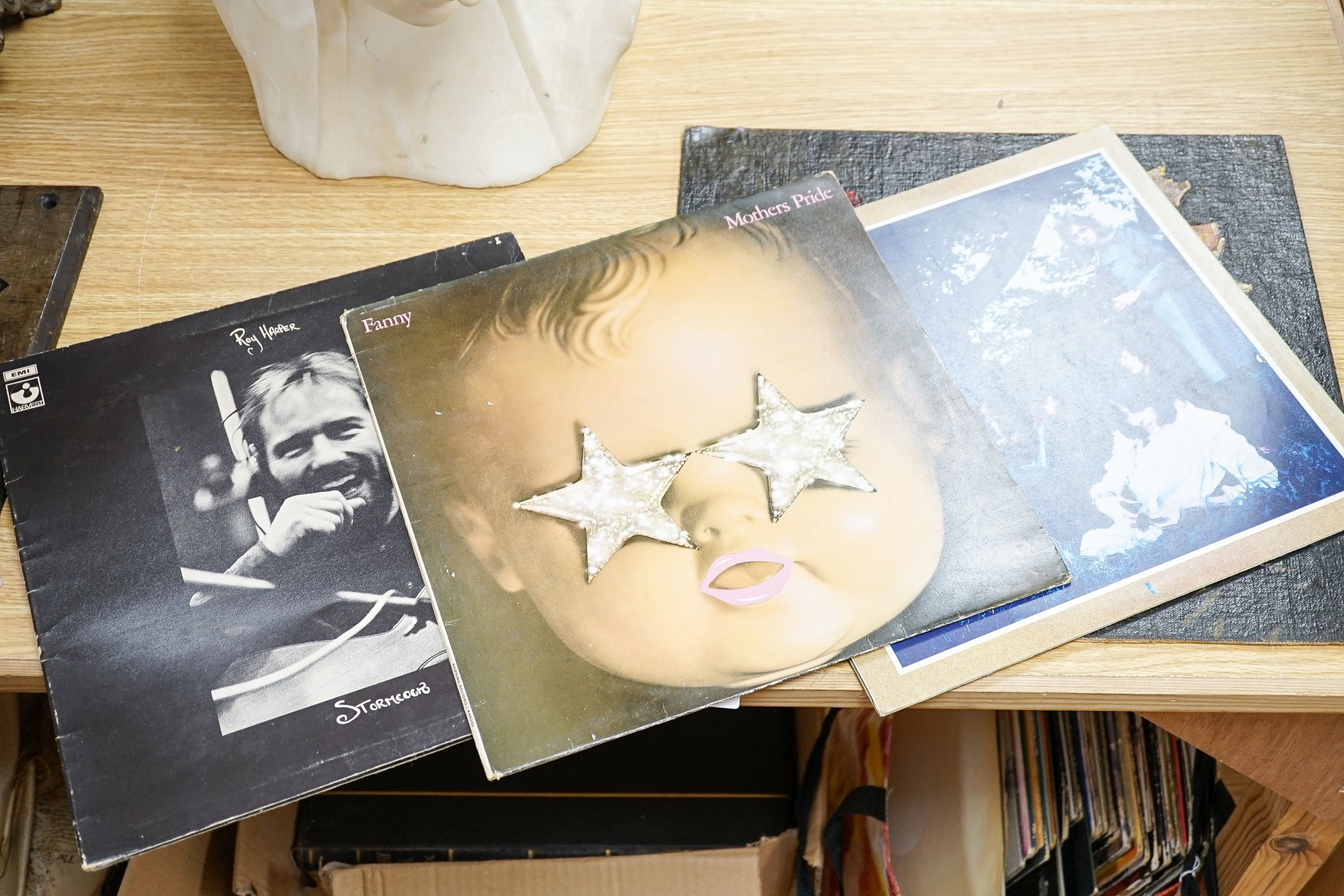 Mixed 1970's records, the Beatles, David Bowie, the Rolling Stones, Pink Floyd, Led Zeppelin etc.